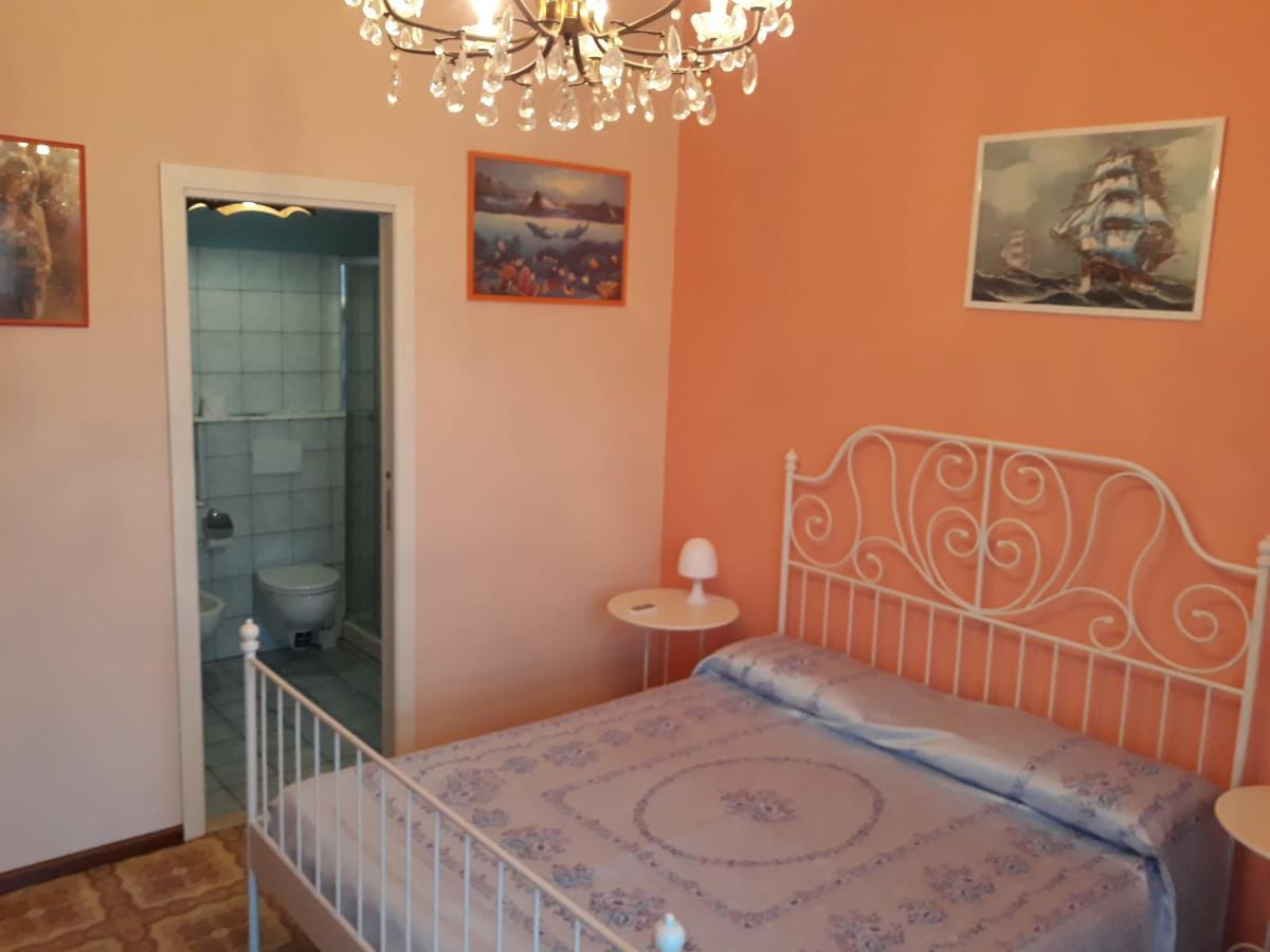 Stella Marina Bed and Breakfast Giardini Naxos Eksteriør billede